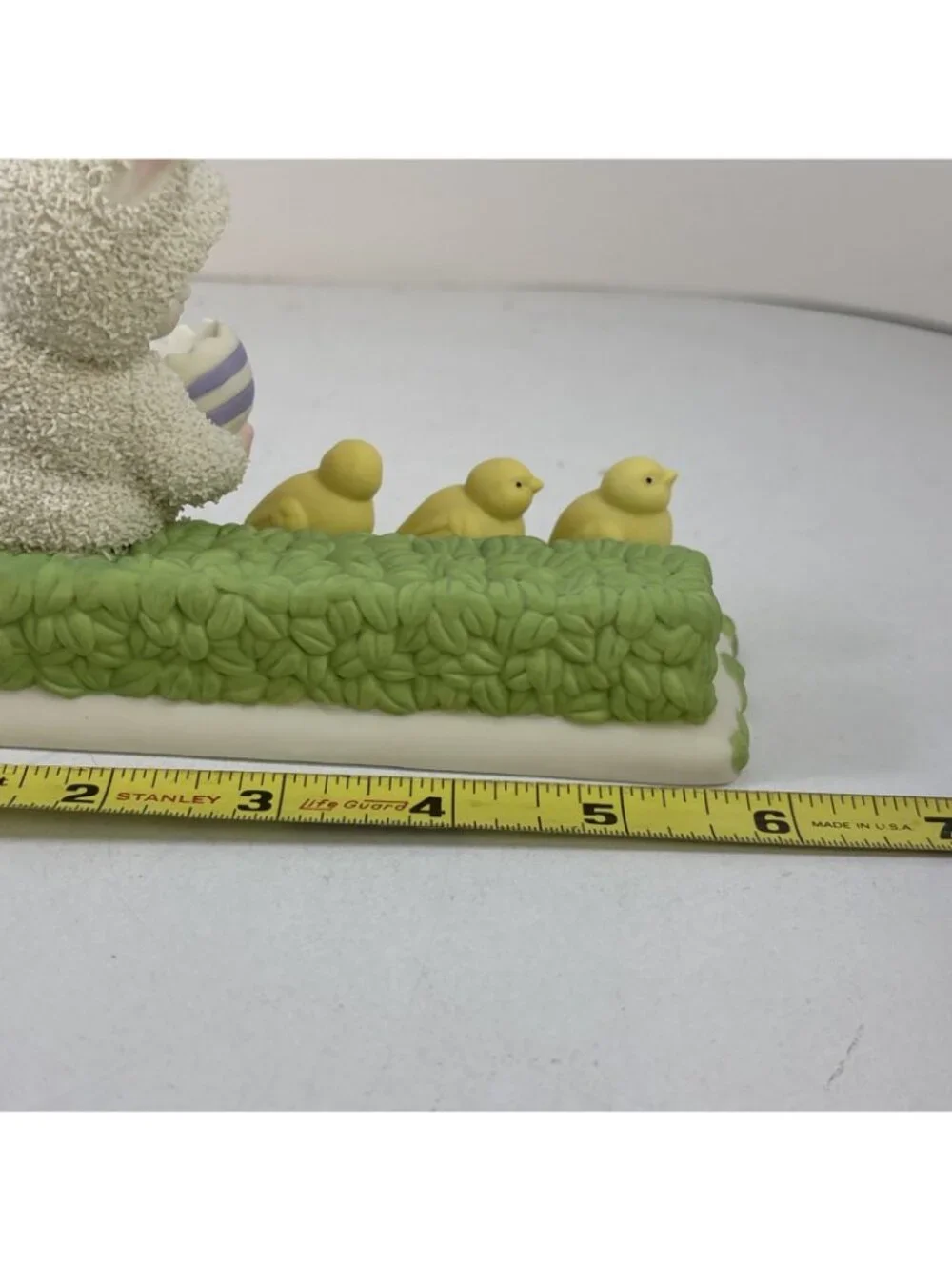 Dept 56 Snowbunnies - Easter Snowbunny with Chicks Leaving Home - Picture 4 of 4